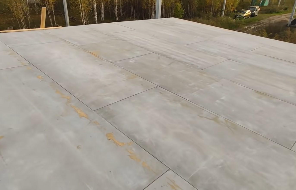 Fibre cement boards on a flat roof